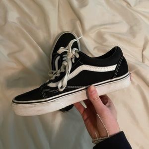 Old Skool Vans - Womens